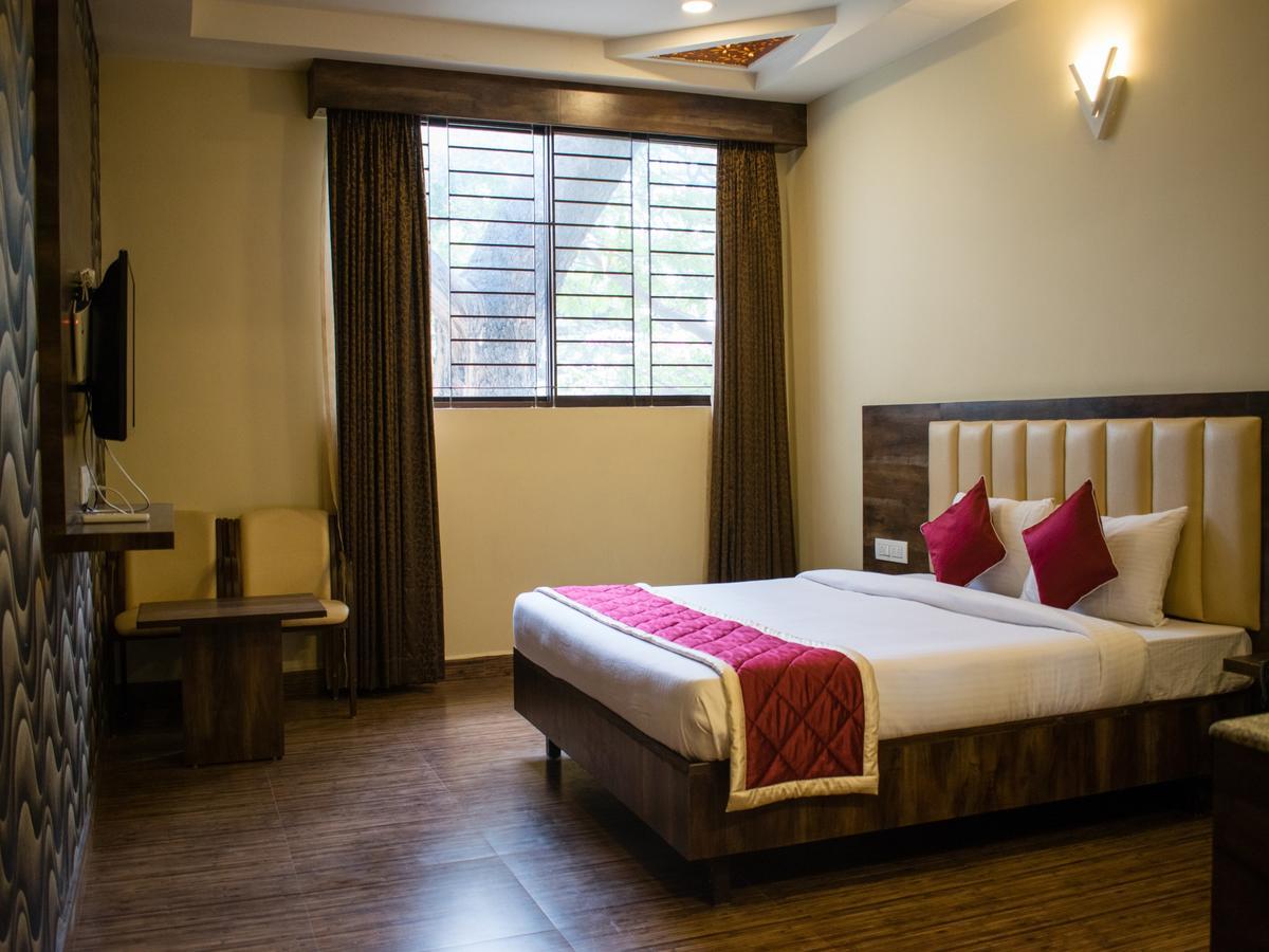 Hotel Mysore Republic Exterior photo