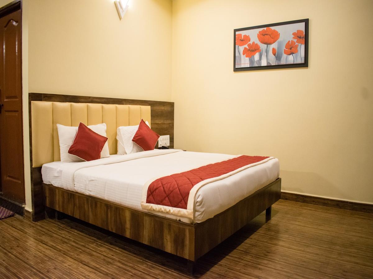 Hotel Mysore Republic Exterior photo